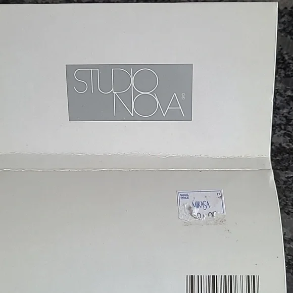 Silverplated Christmas Tree Salt and Pepper Shakers - Picture 13 of 13